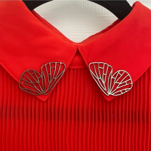 Ted Baker Coral Red Pleated Blouse with Butterfly Collar Detail 2 Medium - Picture 2 of 6